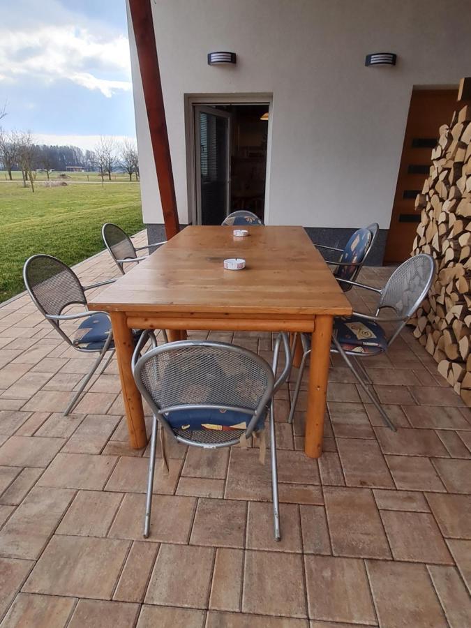 Apartma Ranc Luze Kranj Extérieur photo